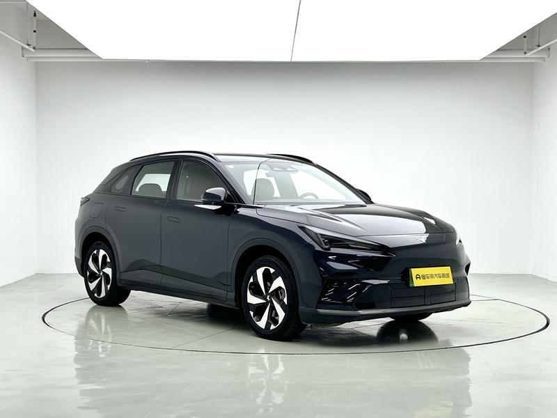 BAIC Arcfox Alpha T5, 2025 — фото 3 из 12