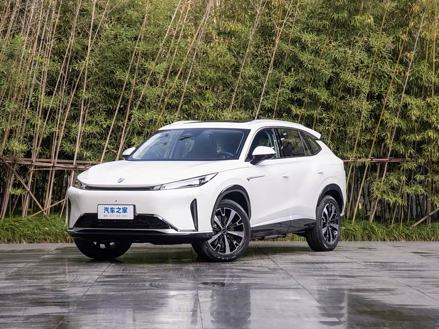 Roewe D5X DMH, 2026 — купить в Владимире под ключ