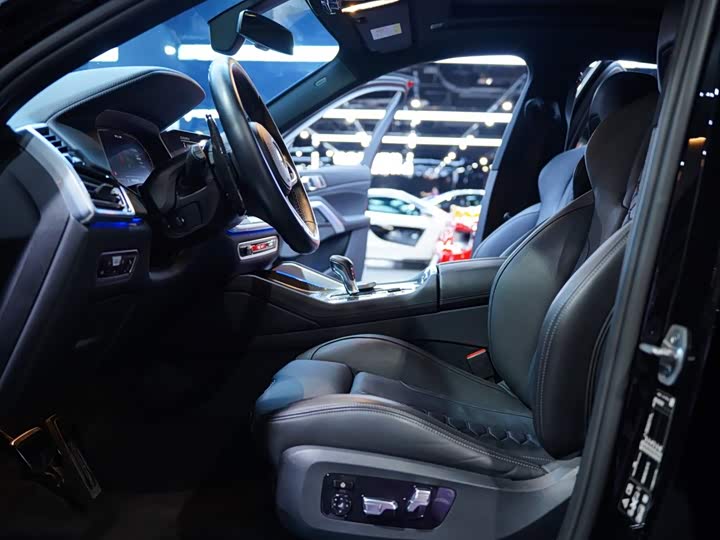 BMW X6 M, 2023 — фото 9 из 9