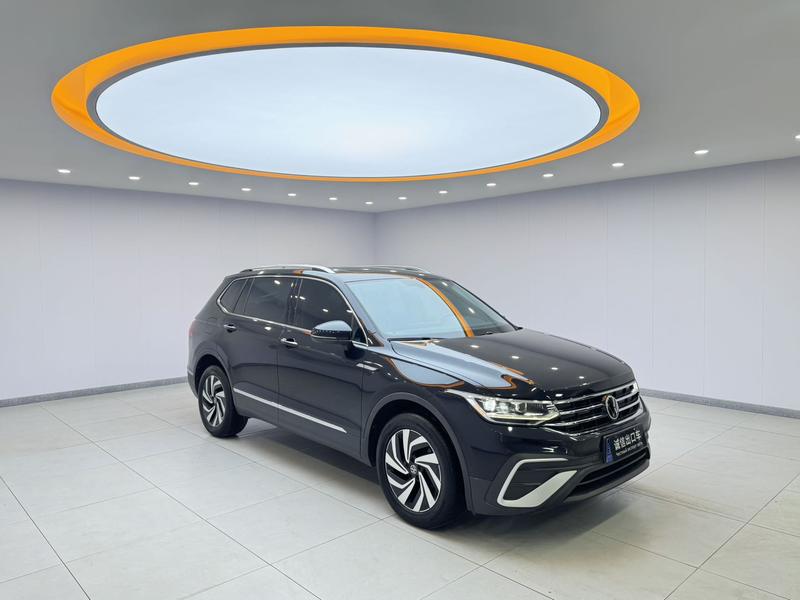 Volkswagen Tiguan L Pro, 2022 — фото 3 из 12