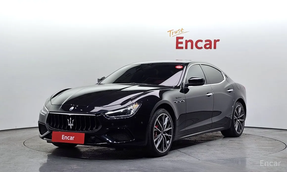 Maserati Ghibli, 2022 — купить в Оренбурге под ключ