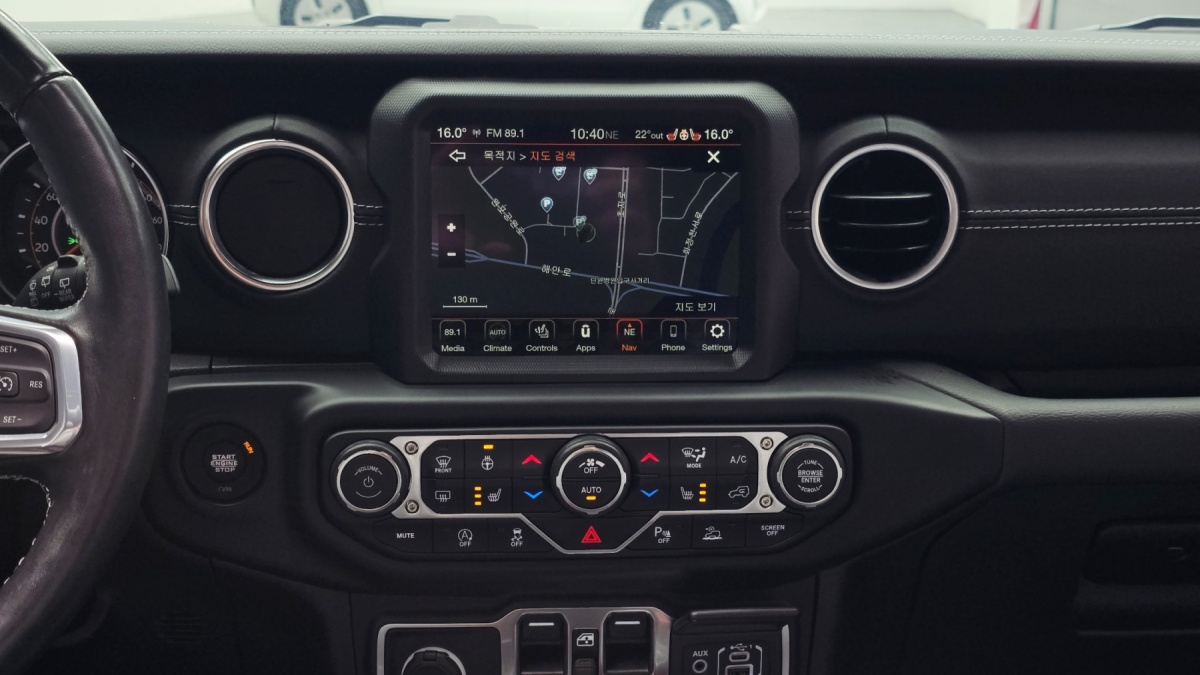 Jeep Wrangler, 2023 — фото 12 из 12