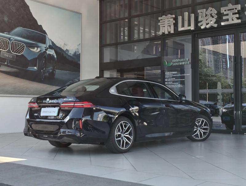 BMW i5, 2025 — фото 5 из 12