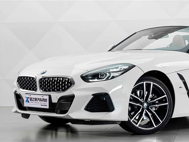 BMW Z4, 2022 — фото 3 из 9
