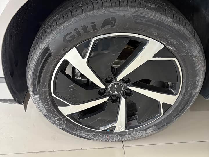 BYD Sea Lion 06 Hybrid/EV, 2026 — фото 4 из 9