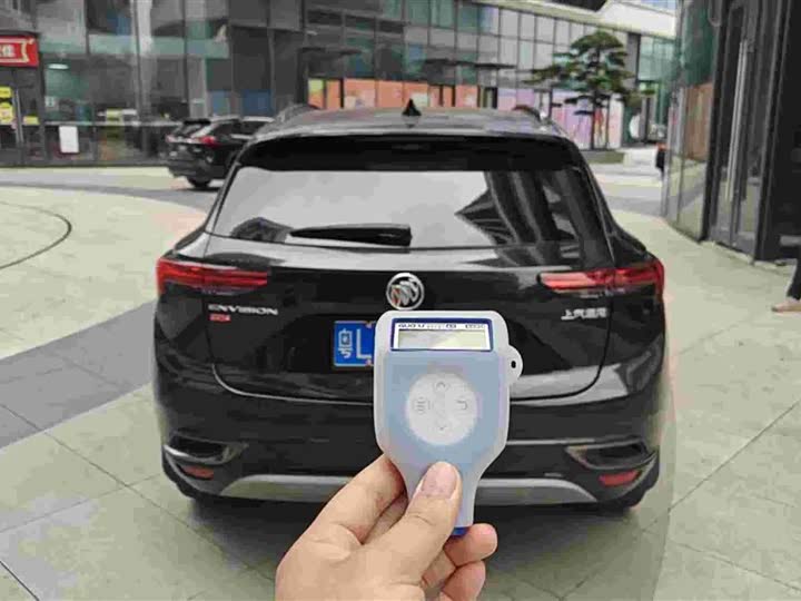 Buick Envision Plus, 2022 — фото 2 из 3