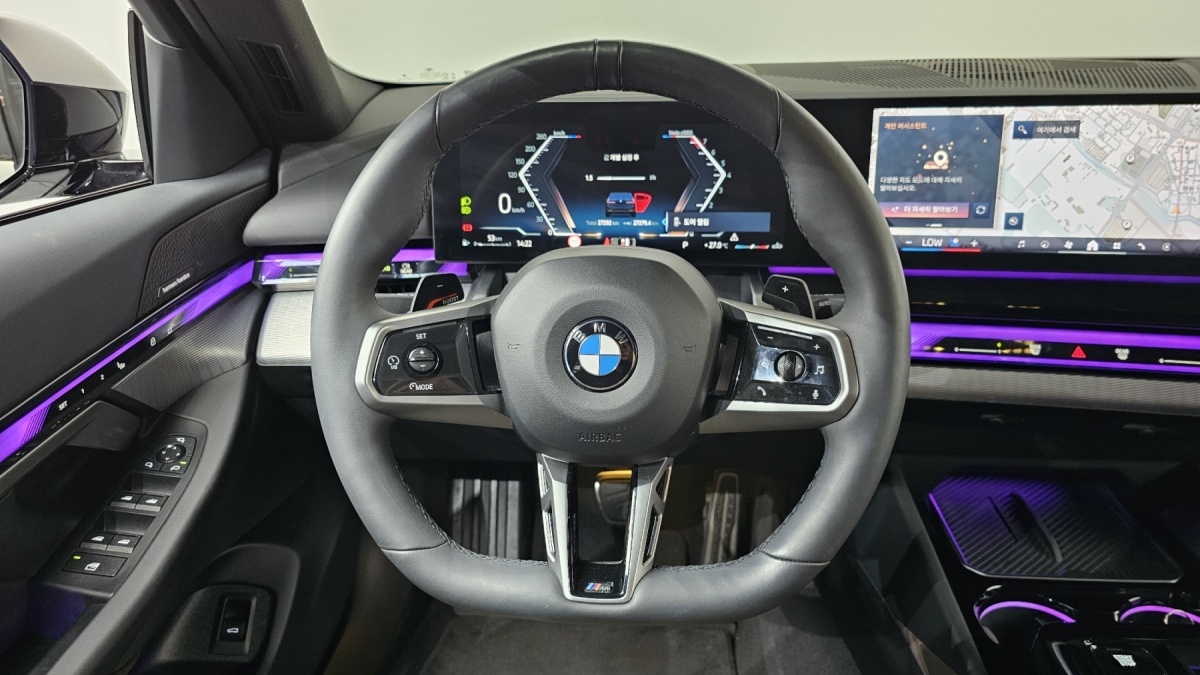 BMW 5 Series, 2024 — фото 11 из 12
