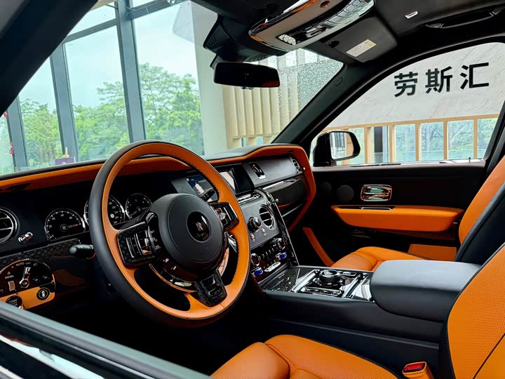 Rolls-Royce Cullinan, 2025 — фото 6 из 9
