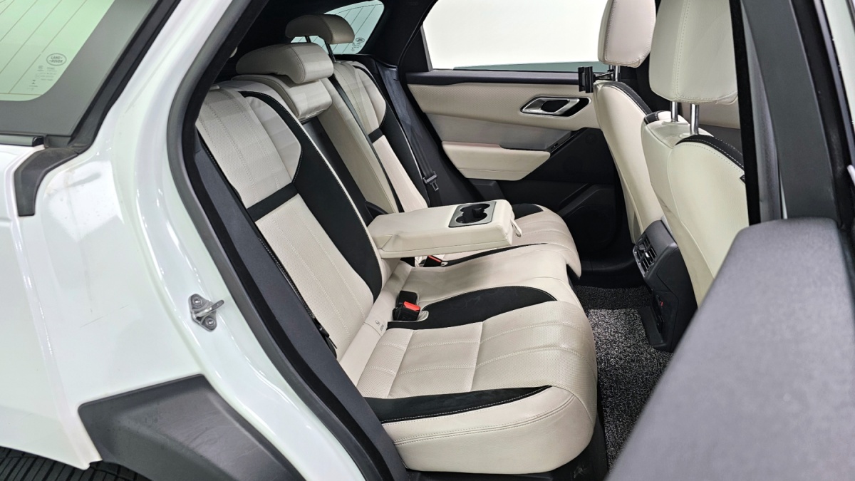 Land Rover Range Rover Velar, 2023 — фото 11 из 12