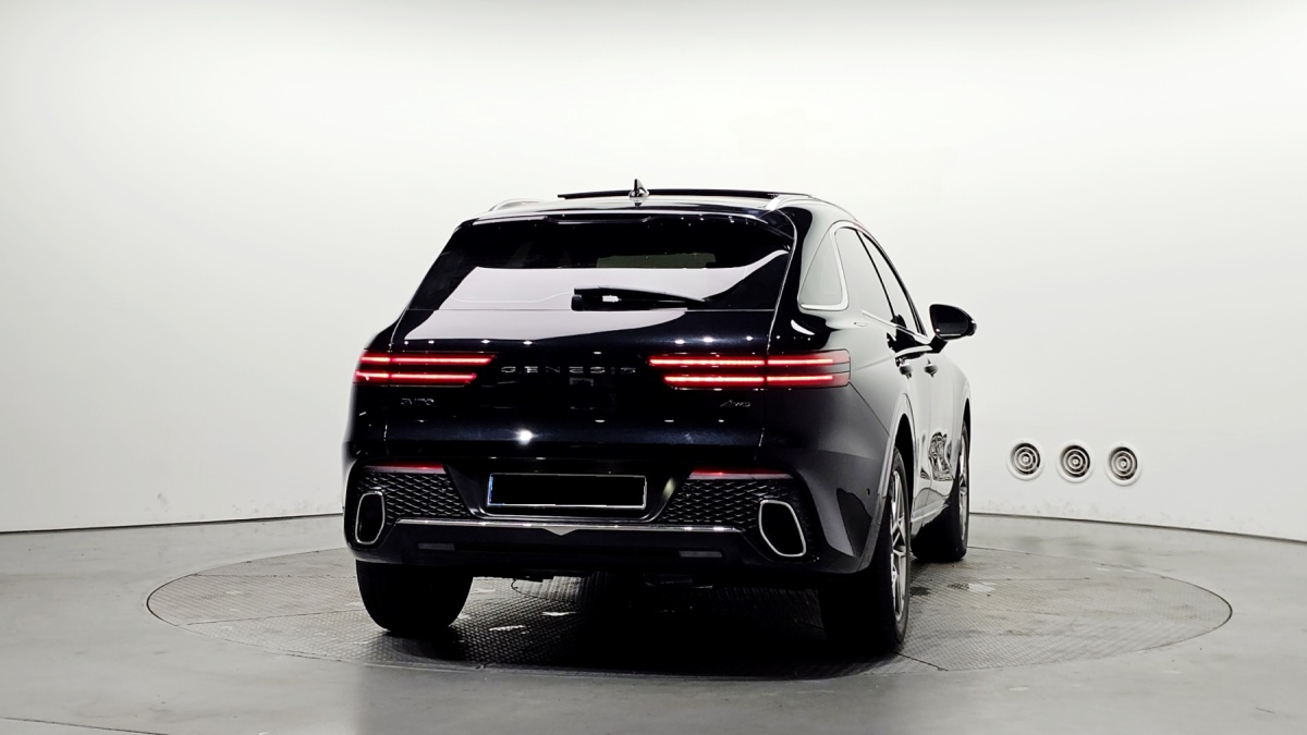 Genesis GV70, 2023 — фото 4 из 12