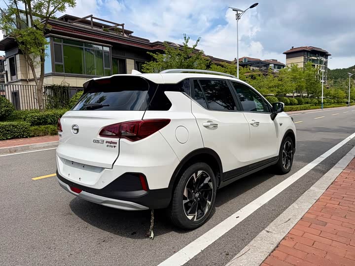GAC Trumpchi GS3, 2022 — фото 4 из 9
