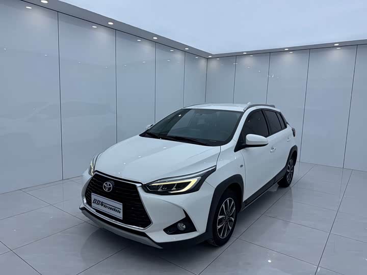 Toyota Yaris L Hatchback, 2022 — купить в Брянске под ключ