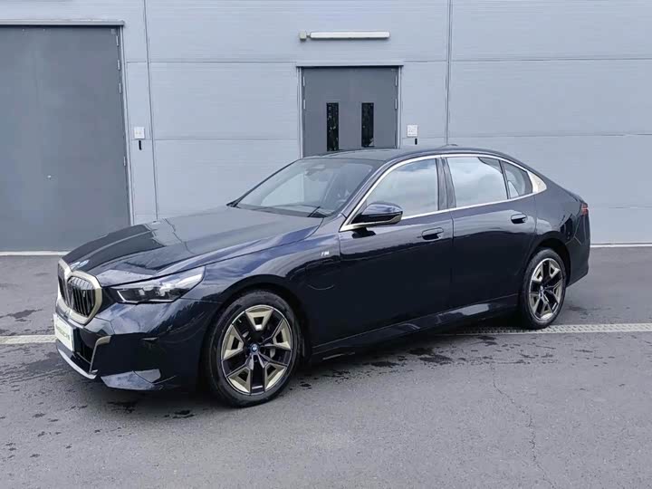 BMW i5, 2025 — купить в Иванове под ключ