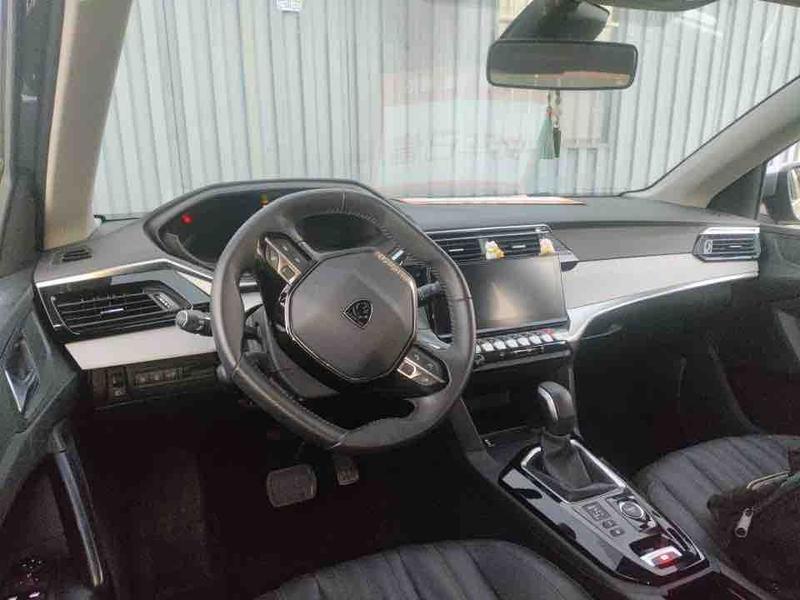 Peugeot 408, 2025 — фото 5 из 10