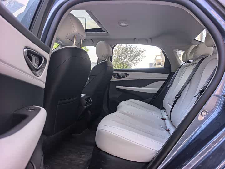 BYD Seal 05 DM-i Hybrid, 2024 — фото 9 из 9