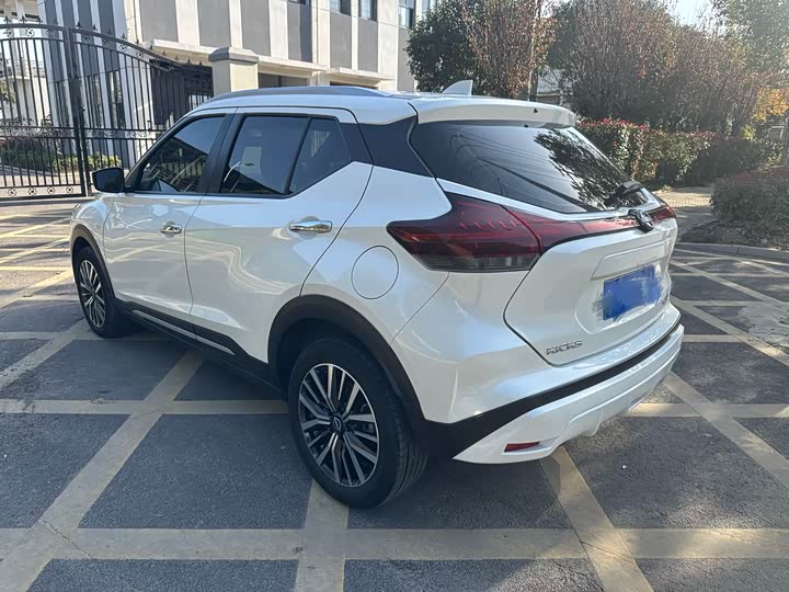 Nissan Kicks, 2023 — фото 5 из 9