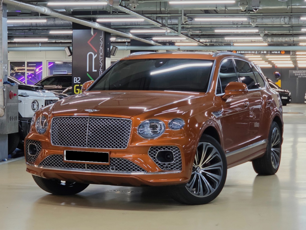 Bentley Bentayga, 2023 — купить в Саратове под ключ