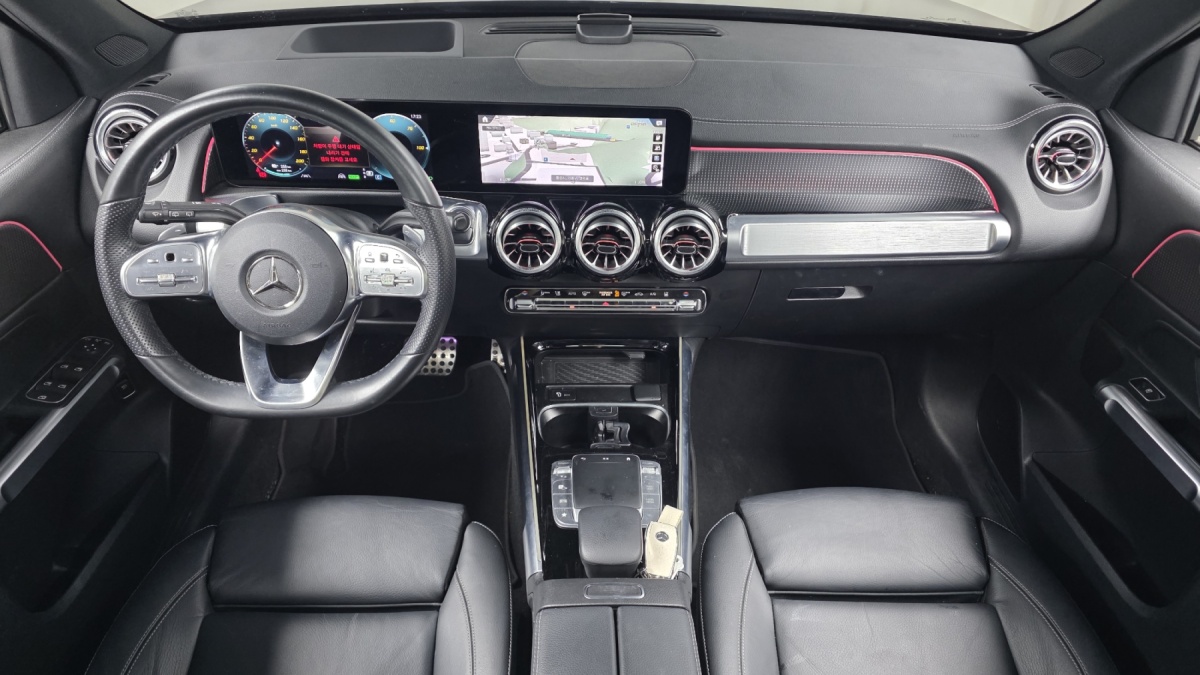 Mercedes-Benz EQB, 2023 — фото 7 из 12