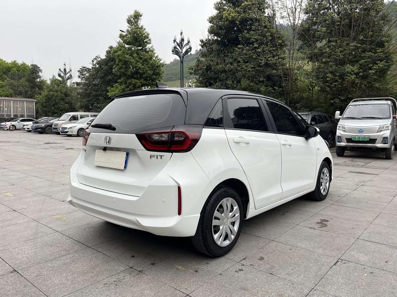 Honda Fit, 2022 — фото 6 из 11