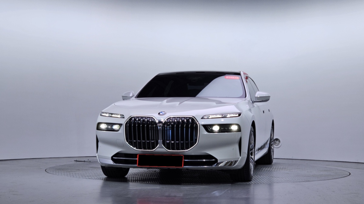 BMW 7 Series, 2023 — фото 3 из 12