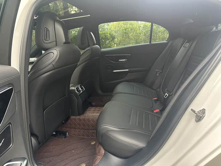 Mercedes-Benz C-Class, 2023 — фото 7 из 9