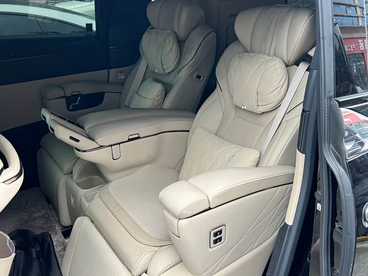 Toyota Alphard, 2025 — фото 3 из 7