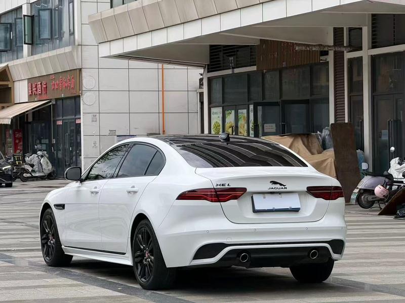 Jaguar XE L, 2021 — фото 4 из 10