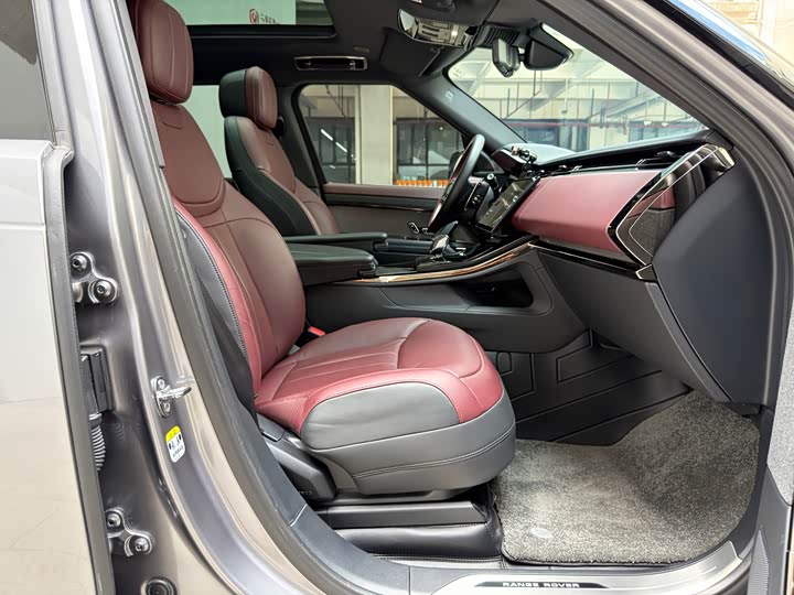 Land Rover Range Rover Sport, 2024 — фото 9 из 9