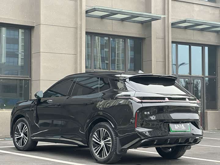 Lynk & Co 08 EM-P Hybrid, 2024 — фото 7 из 9