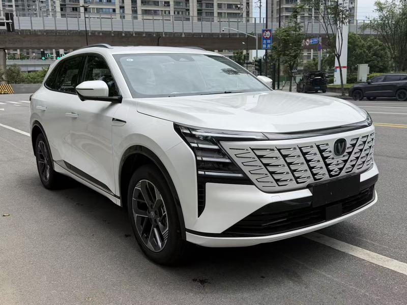 Changan CS75 Plus, 2025 — фото 3 из 12