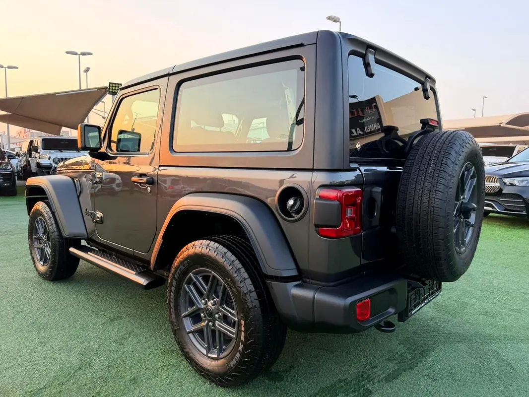 Jeep Wrangler, 2025 — фото 7 из 10