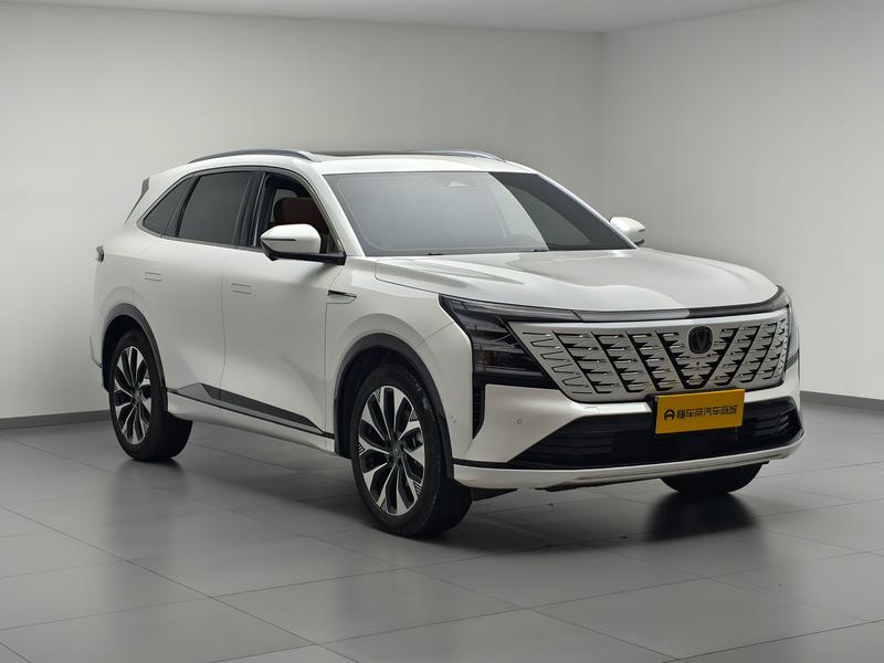 Changan CS75 Plus, 2024 — фото 3 из 12