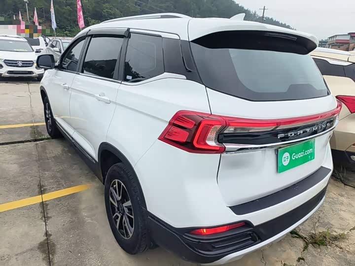 Dongfeng Forthing T5, 2023 — фото 5 из 9