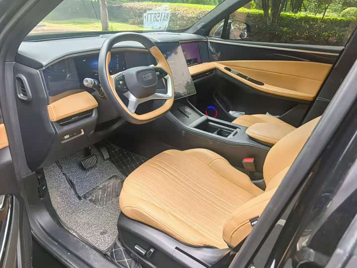 Geely Galaxy L7, 2024 — фото 8 из 9