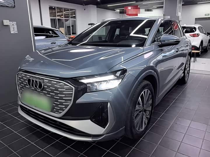 Audi Q4 e-tron, 2024 — фото 2 из 9