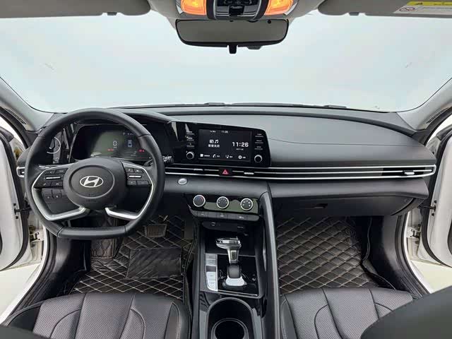 Hyundai Elantra N line, 2024 — фото 3 из 9