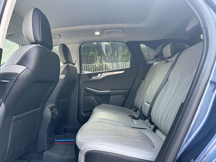 Ford Escape, 2021 — фото 8 из 9