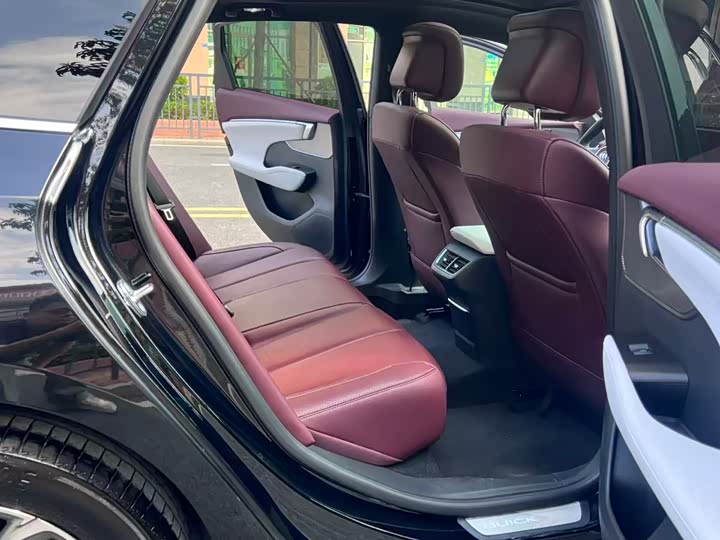 Buick LaCrosse, 2023 — фото 9 из 9