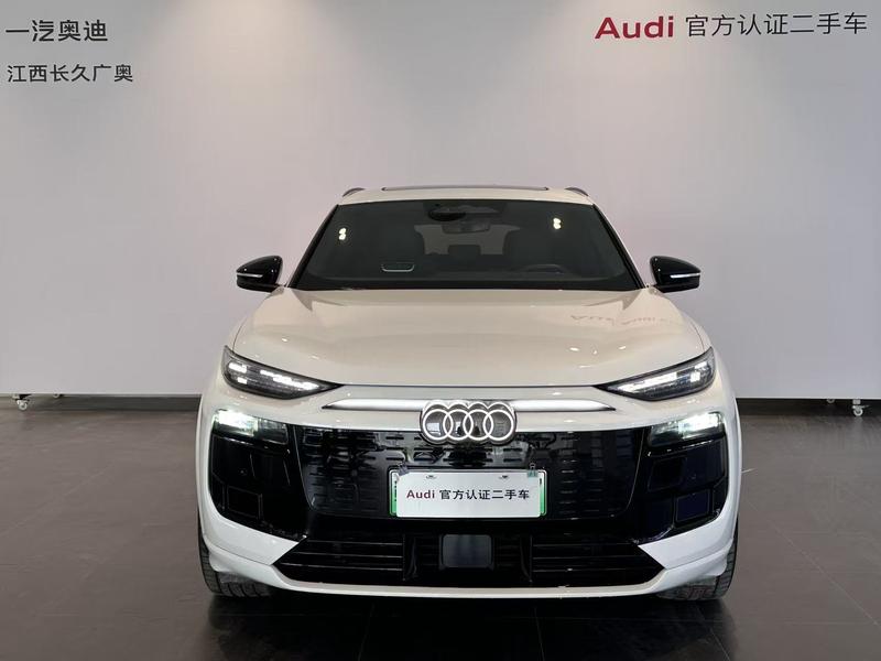 Audi Q6L e-tron, 2025 — фото 2 из 12