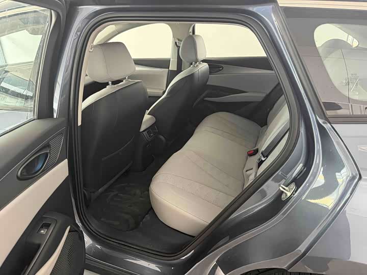 BYD Seal 06 Hybrid/EV, 2025 — фото 4 из 9