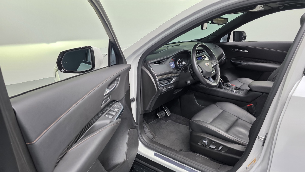 Cadillac XT4, 2022 — фото 9 из 12