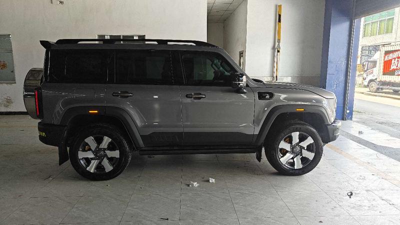 BAIC Beijing BJ40 Hybrid, 2025 — фото 6 из 12