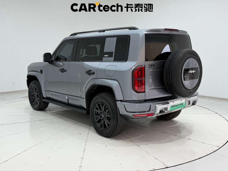BYD FangChengBao Leopard 5, 2025 — фото 5 из 12
