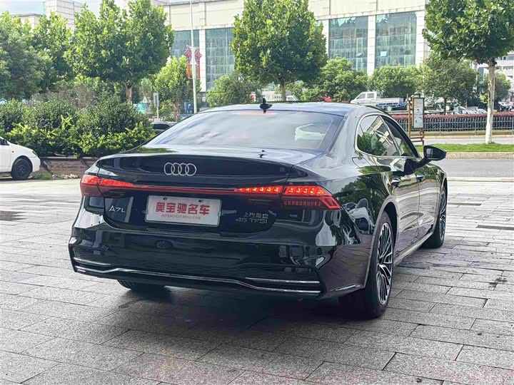 Audi A7L, 2024 — фото 7 из 9