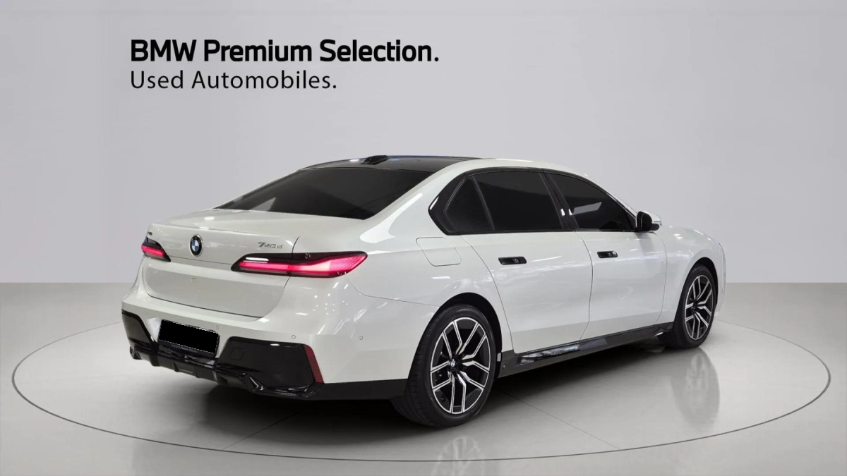 BMW 7 Series, 2025 — фото 2 из 12
