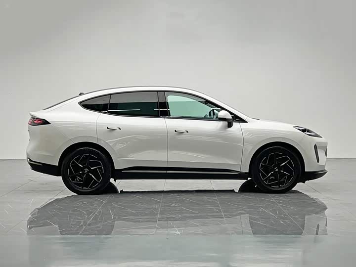 GAC Hyptec HT, 2024 — фото 7 из 9