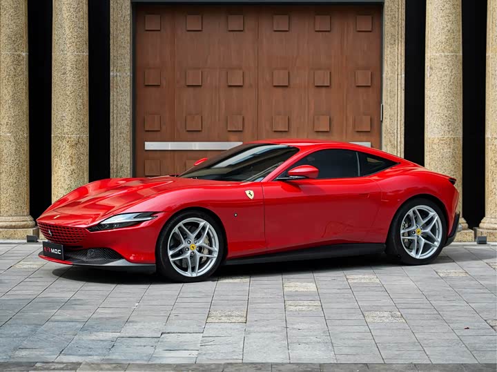 Ferrari Roma, 2022 — купить в Москве под ключ