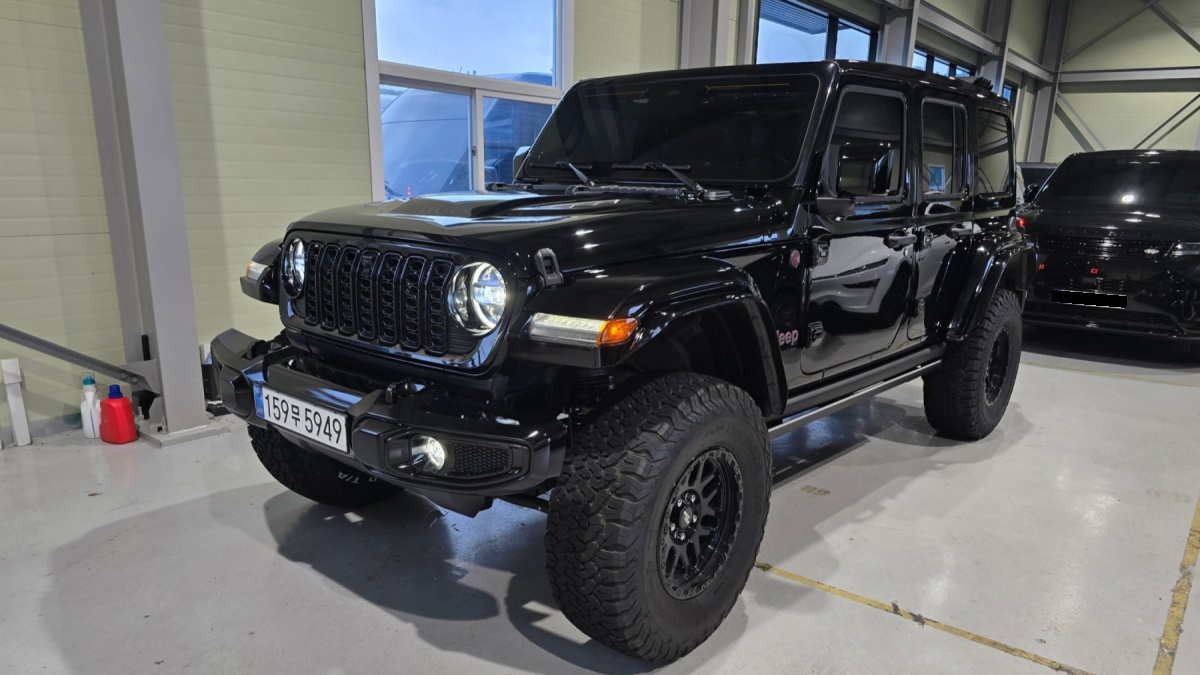 Jeep Wrangler, 2025 — купить в Иванове под ключ