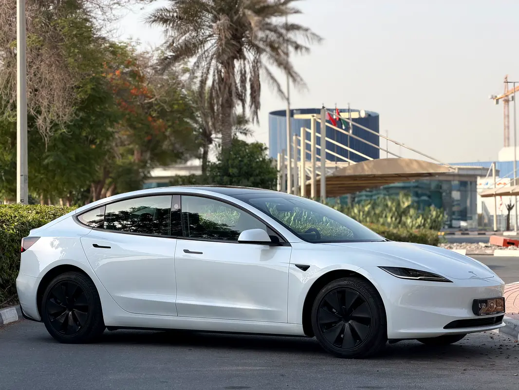 Tesla Model 3, 2026 — фото 2 из 10