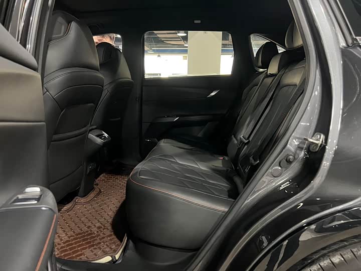 Changan CS75 Plus, 2024 — фото 8 из 9